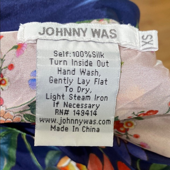 Johnny Was Reversible Floral Women's Jacket - Multicolor - Picture 3 of 7